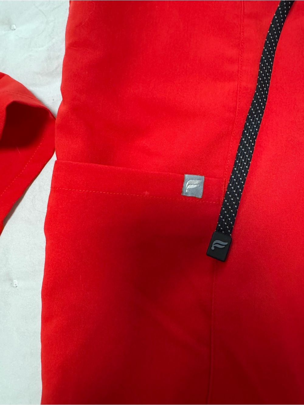 Fabletics Red Scrub Set - Picture 5 of 6